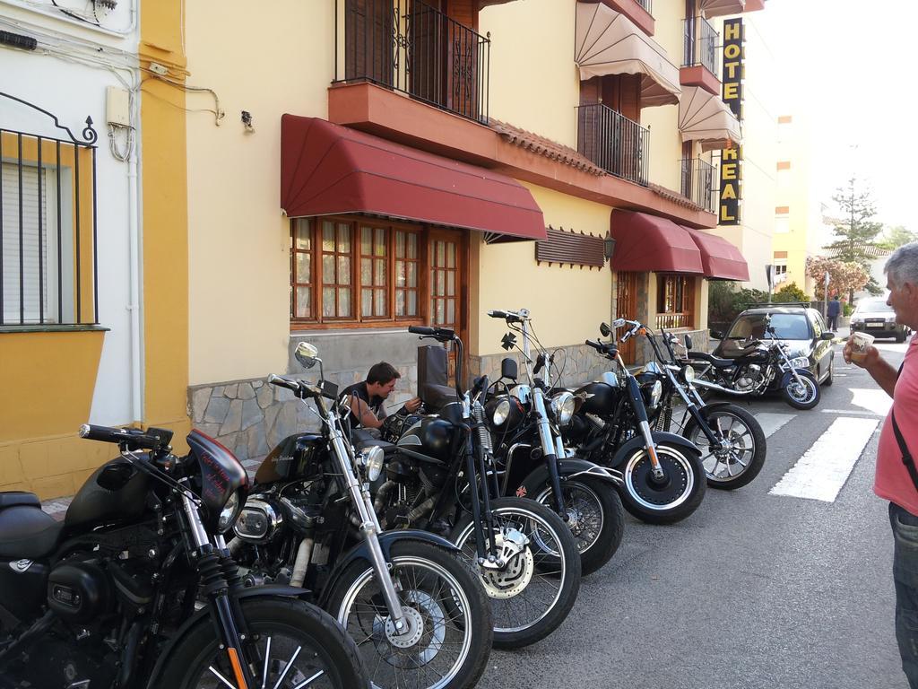 Hotel Real Los Barrios Exterior photo