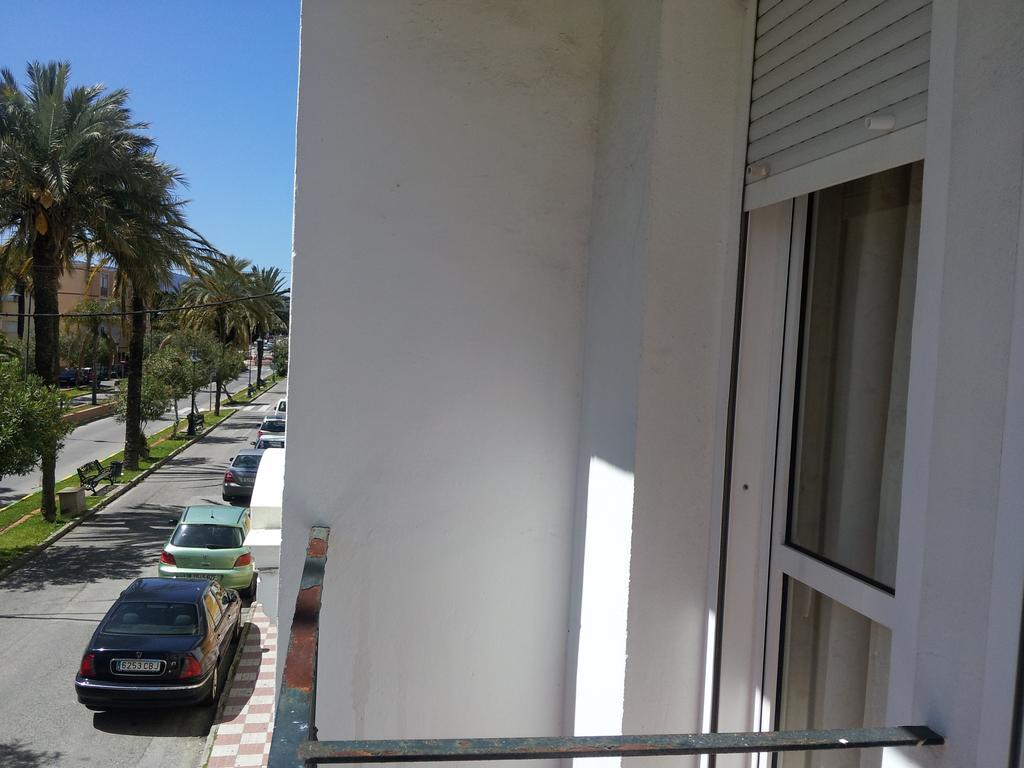 Hotel Real Los Barrios Exterior photo